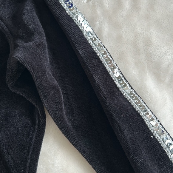 Guess Black Velour Jacket Size Small - Picture 3 of 6